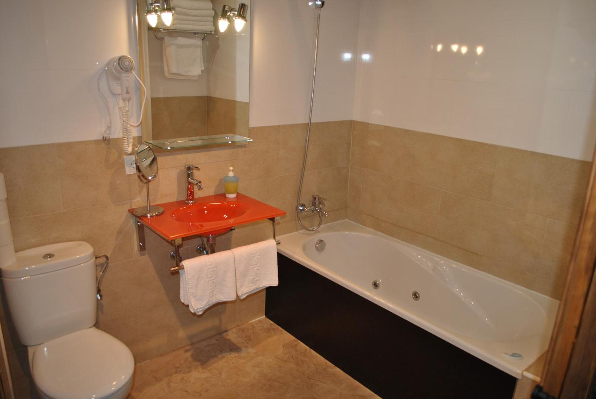 Apartamentos Spa Casco Historico De Isla - AlojateIsla Plana Екстериор снимка