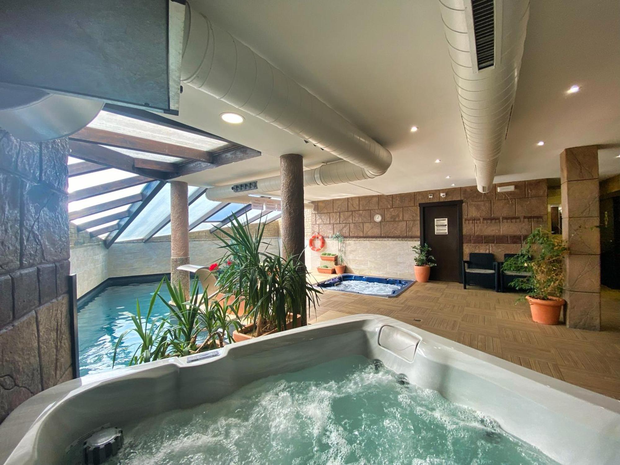 Apartamentos Spa Casco Historico De Isla - AlojateIsla Plana Екстериор снимка