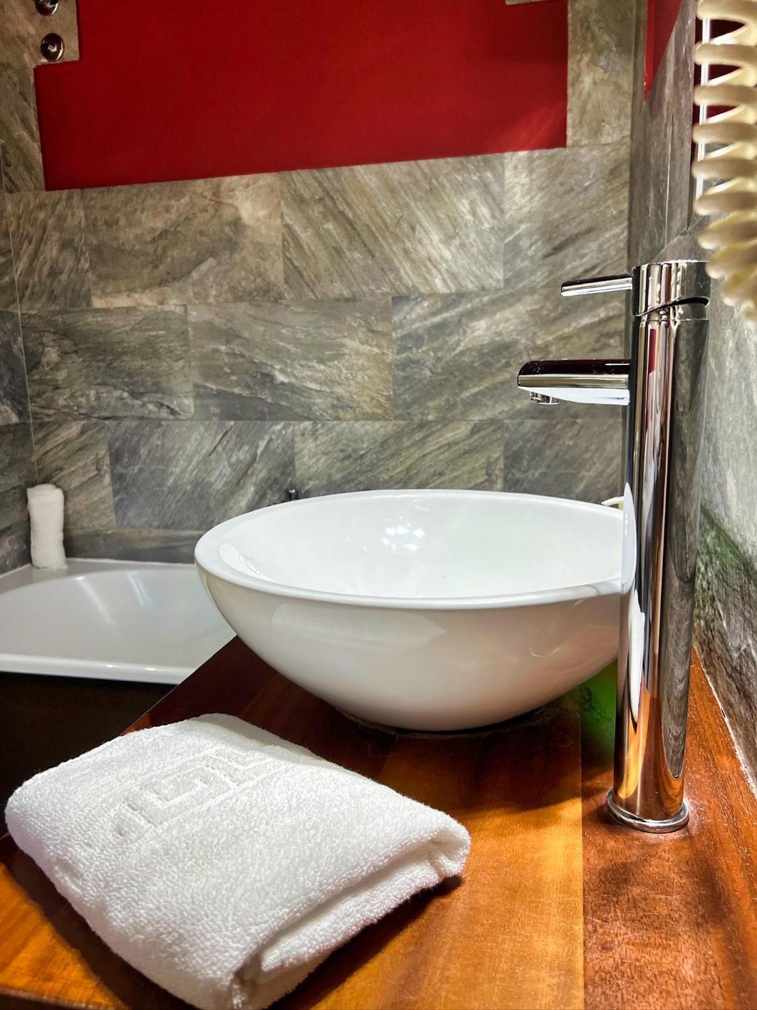 Apartamentos Spa Casco Historico De Isla - AlojateIsla Plana Екстериор снимка